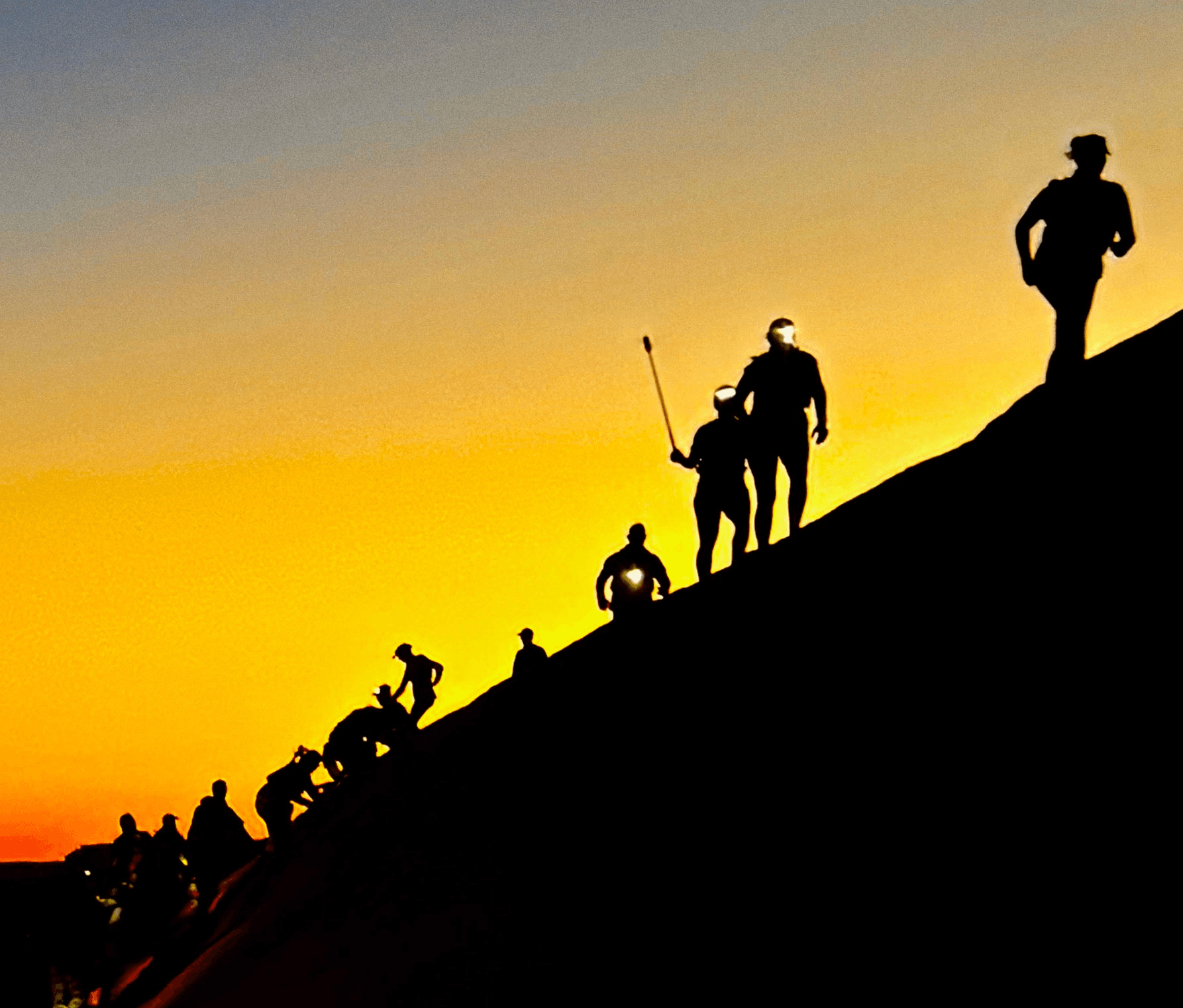 Runners at dawn — Antelope Canyon Ultra